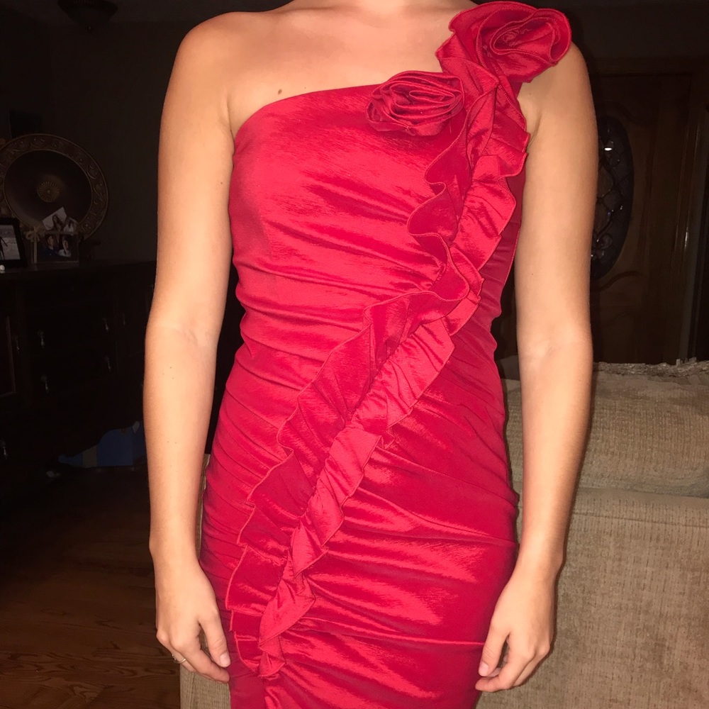 Red body con dress!